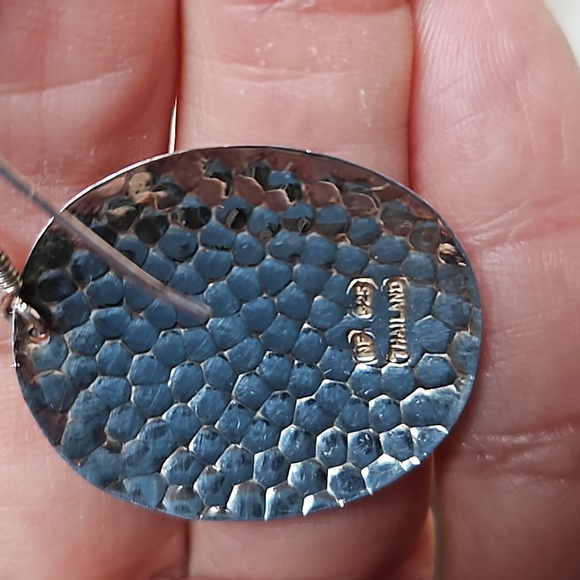 😍925 Silver Hammered design Earrings😍 - Picture 3 of 6